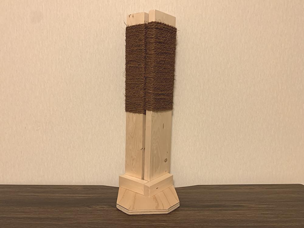 猫の爪とぎ